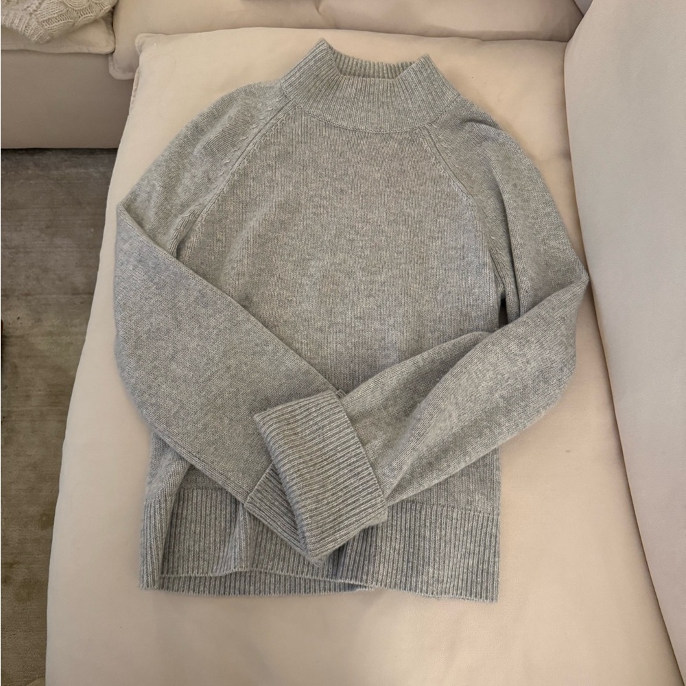 Reformation Cashmere Gray Turtleneck